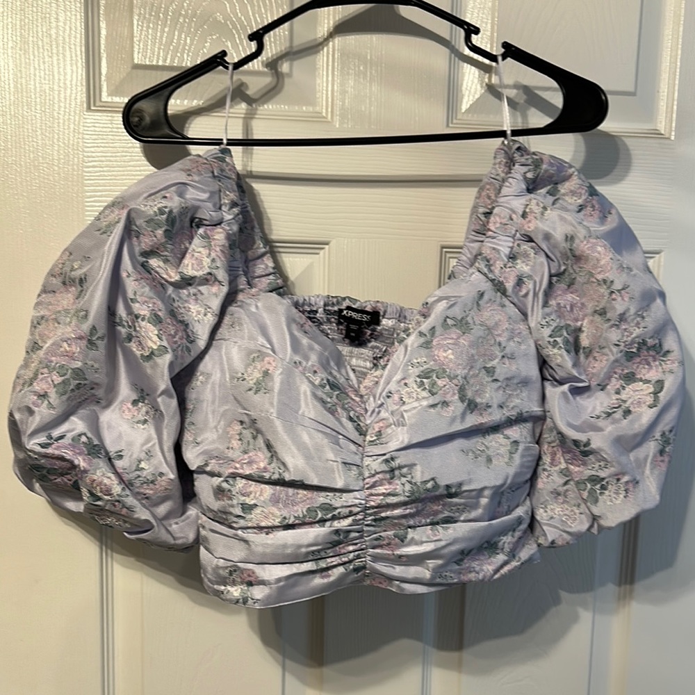 Express Purple Crop Blouse with Puff Sleeves and Ruched Details